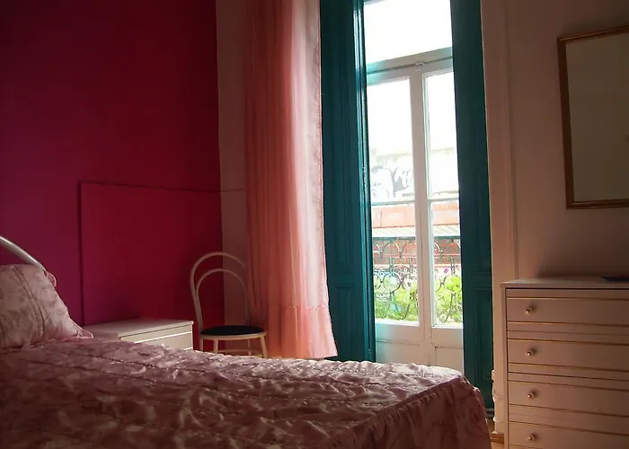 Dias E Dominguez Хостел Лиссабон